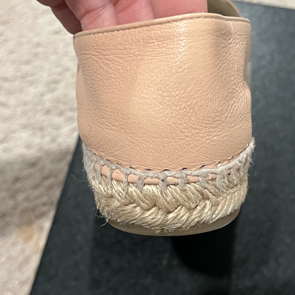 Chanel Tan Espadrilles Classic Style - Picture 9 of 16